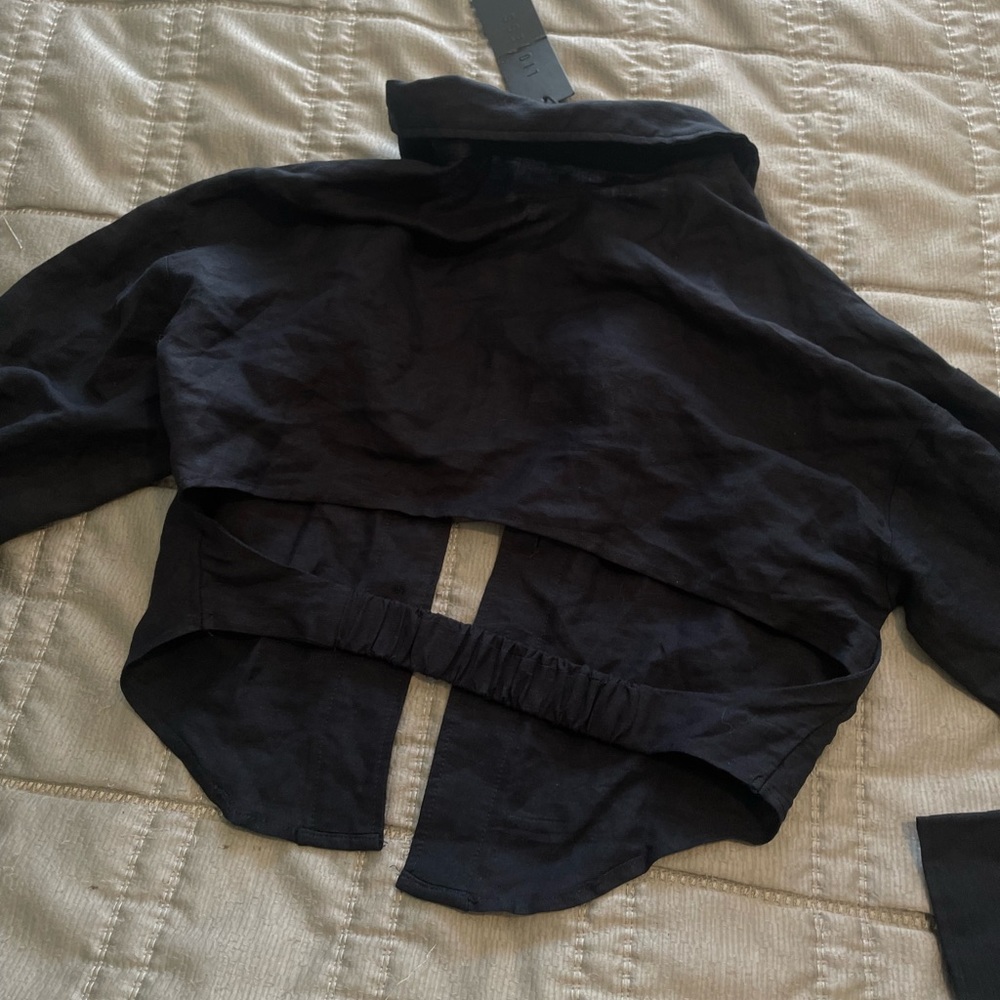 Lioness Button Up - Picture 2 of 2
